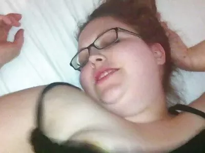 Ylellinen MILF nussii nuoremman pojan kalliissa limusiinissaan pornovideot ilmaiset