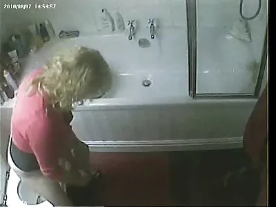 Intohimoinen pari harrastaa aistillista höyryävää ilmaiset pillu videot seksiä kylpyammeessa