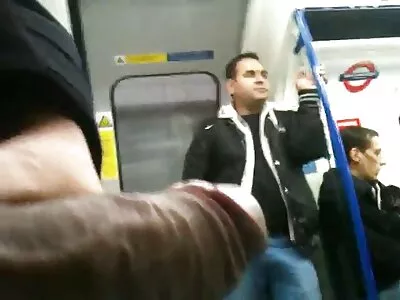 Upea blondi on sormipano ja perseestä ilmainen amatööri porno takaa